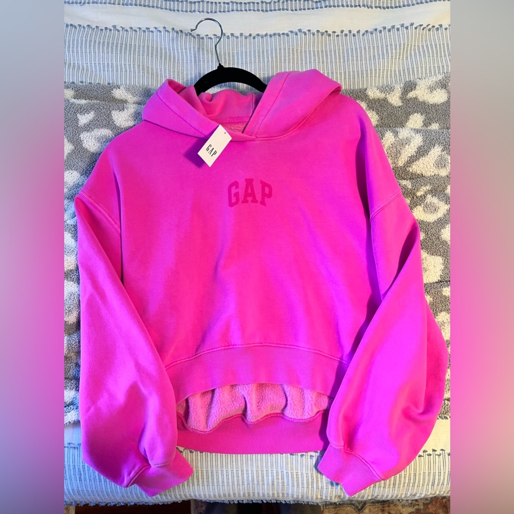 GAP Logo Cropped Hoodie